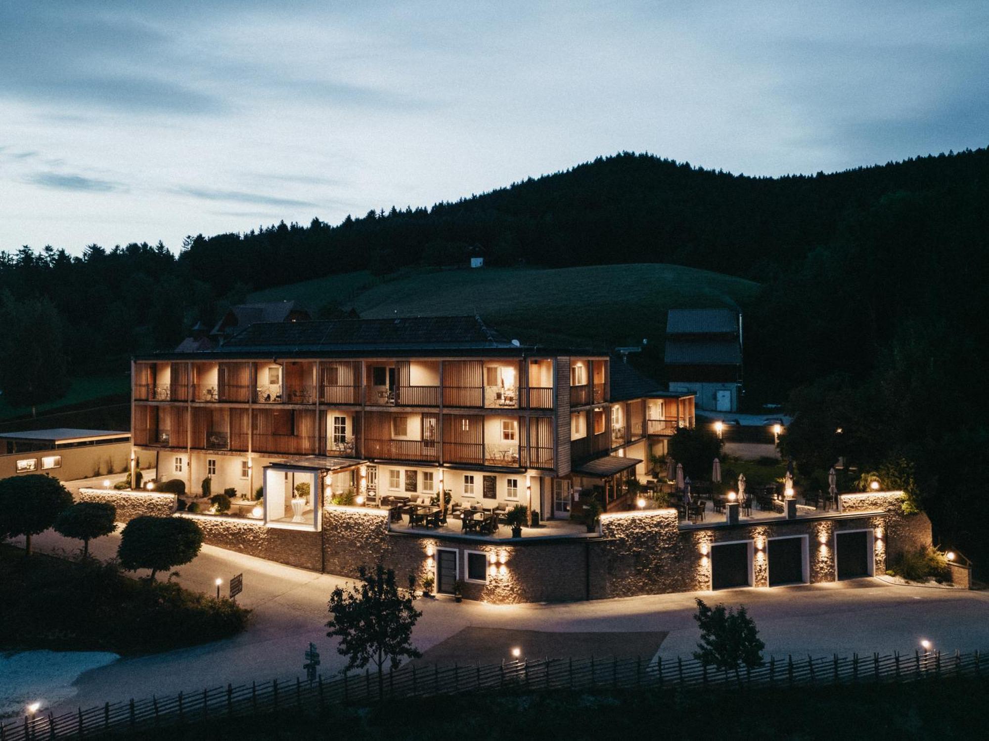 Hotel Muhr Pollauberg ภายนอก รูปภาพ